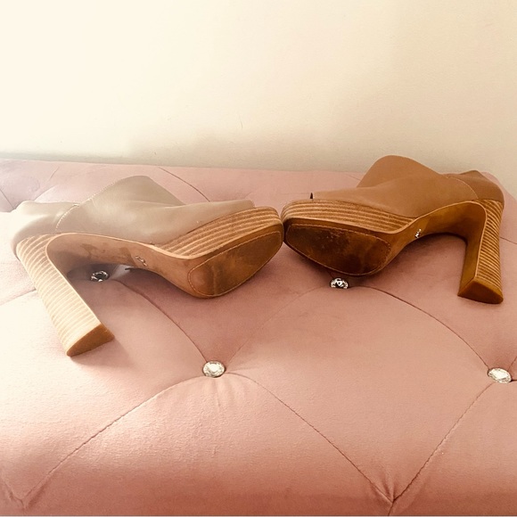 Kenneth Cole New York vintage 2000s leather high heel booties, 9 1/2 - Picture 4 of 6